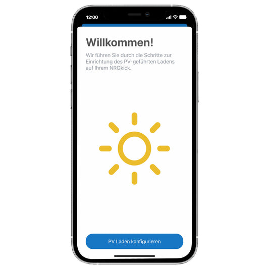 Smartphone mit geöffneter NRGkick App zur Einrichtung des Photovoltaik-geführten Ladens